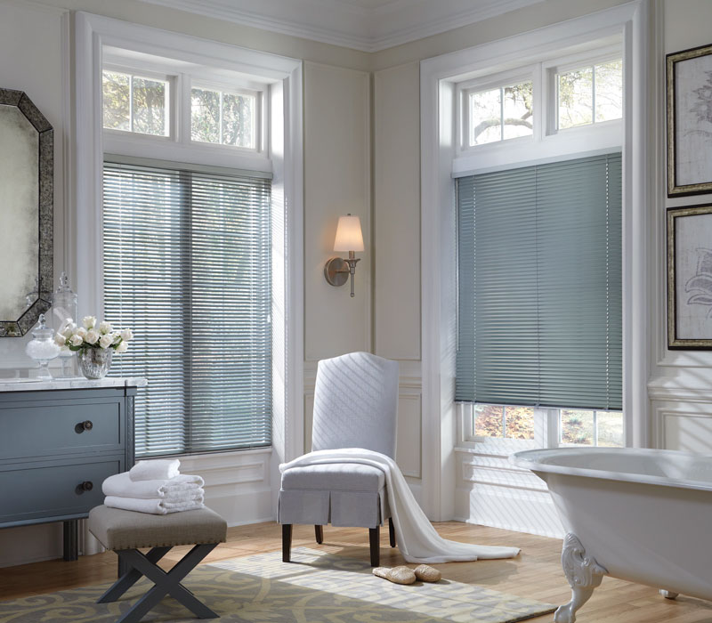 2014_MPM_Standard-Cordlock_Aluminum-Blinds_Bathroom
